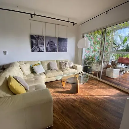 Comfort And Design In A Cosmopolitan Neighborhood